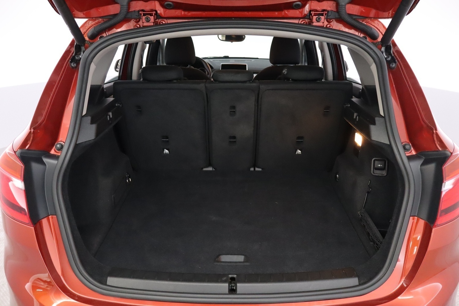 BMW 225 vaihtoauto