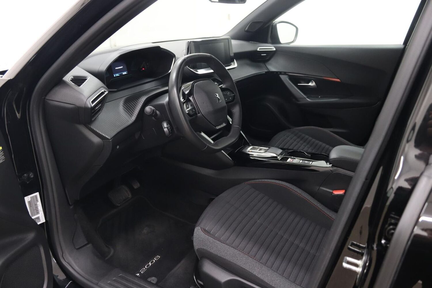 Peugeot e-2008 vaihtoauto