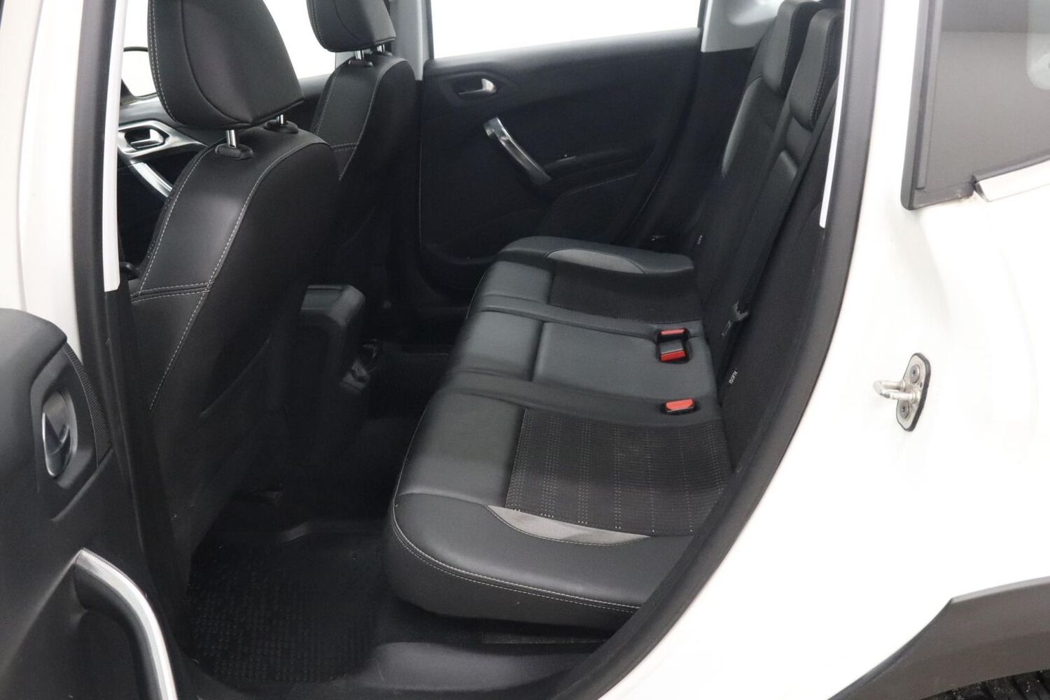 Peugeot 2008 vaihtoauto