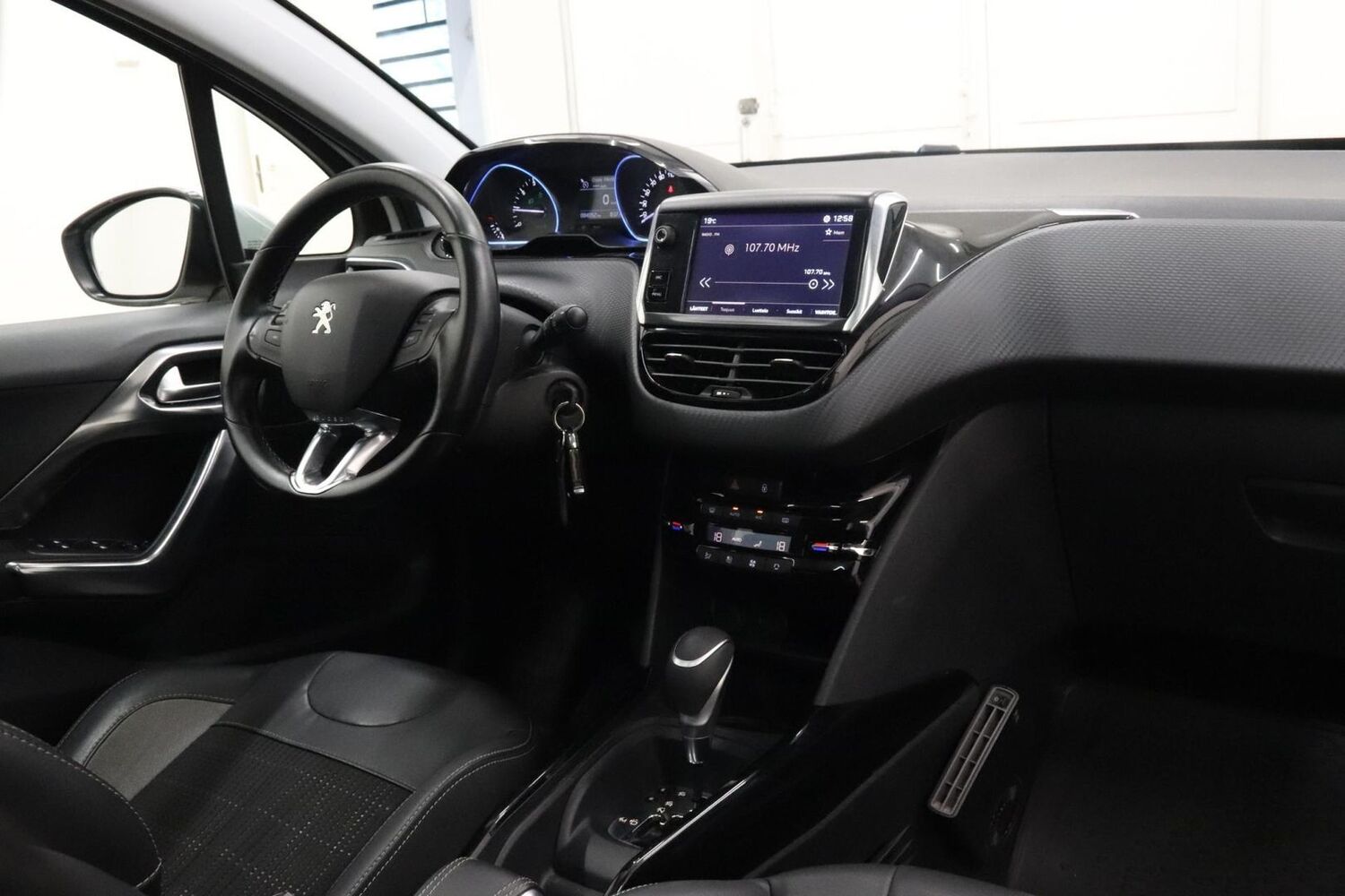 Peugeot 2008 vaihtoauto