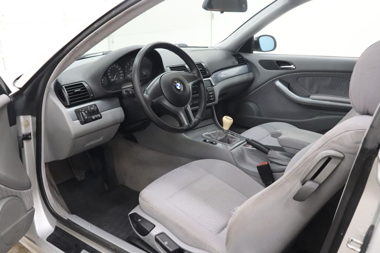 BMW 320 vaihtoauto