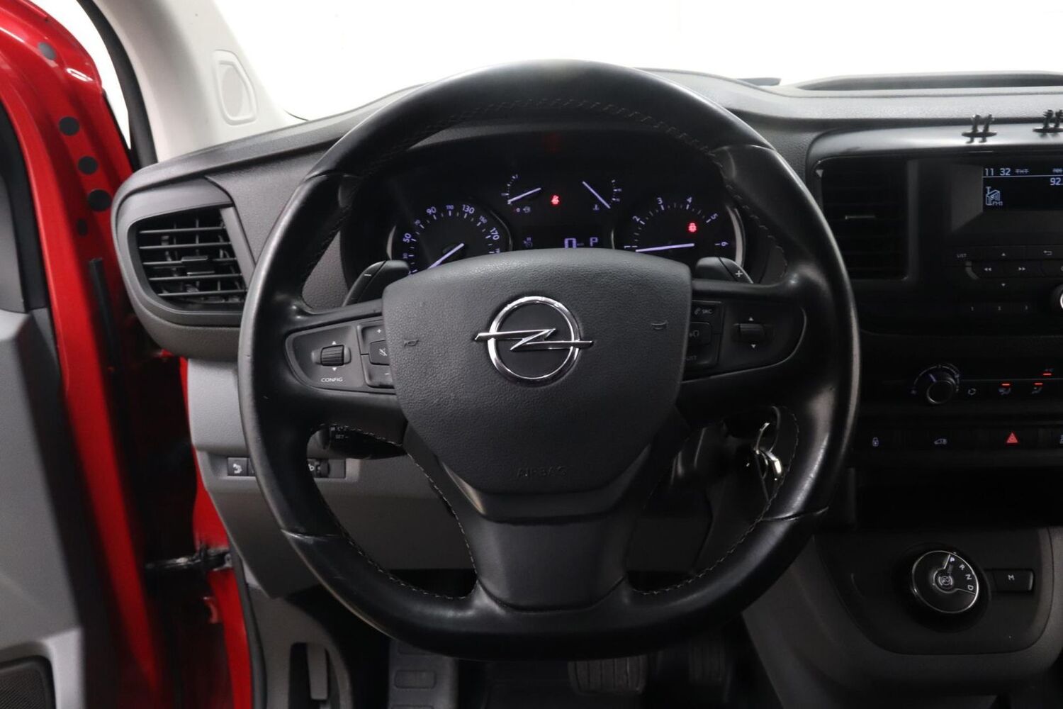 Opel Vivaro vaihtoauto