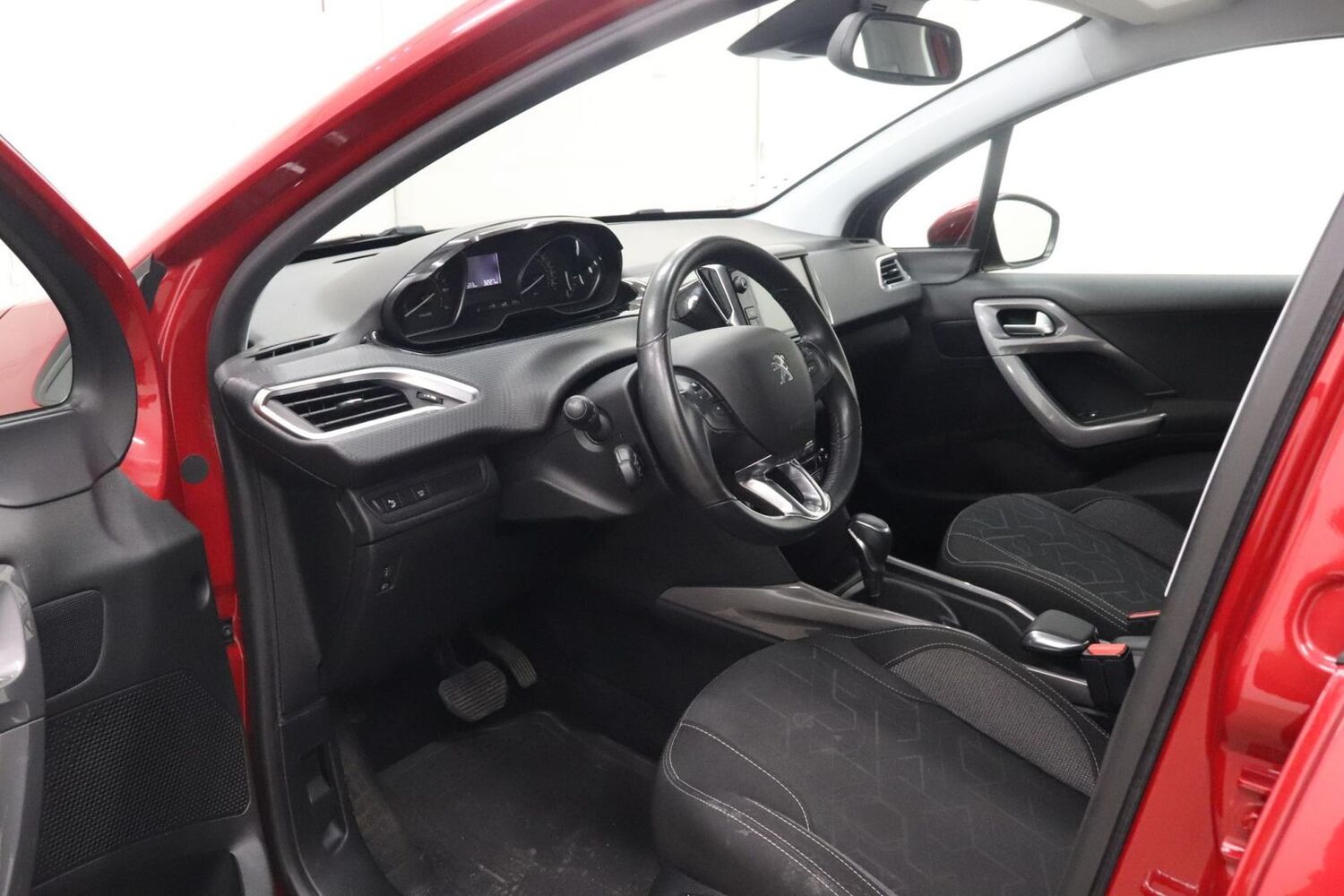 Peugeot 2008 vaihtoauto
