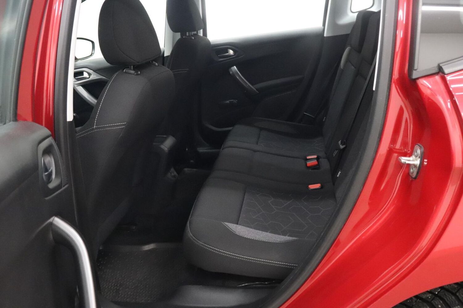 Peugeot 2008 vaihtoauto