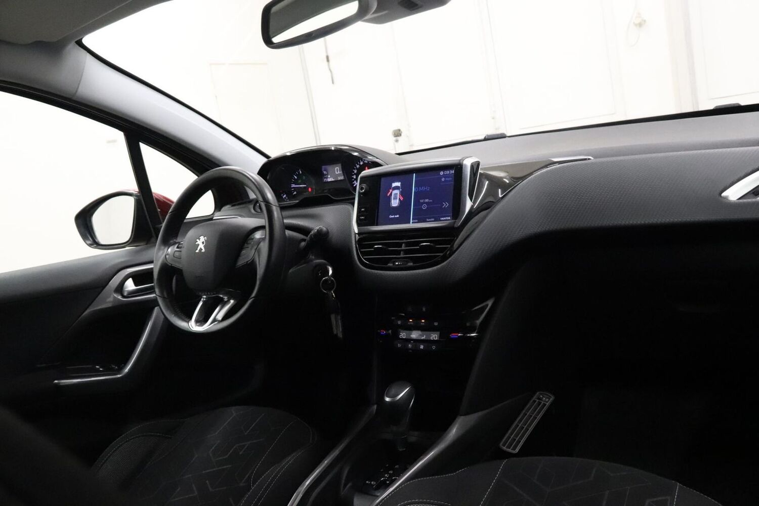 Peugeot 2008 vaihtoauto