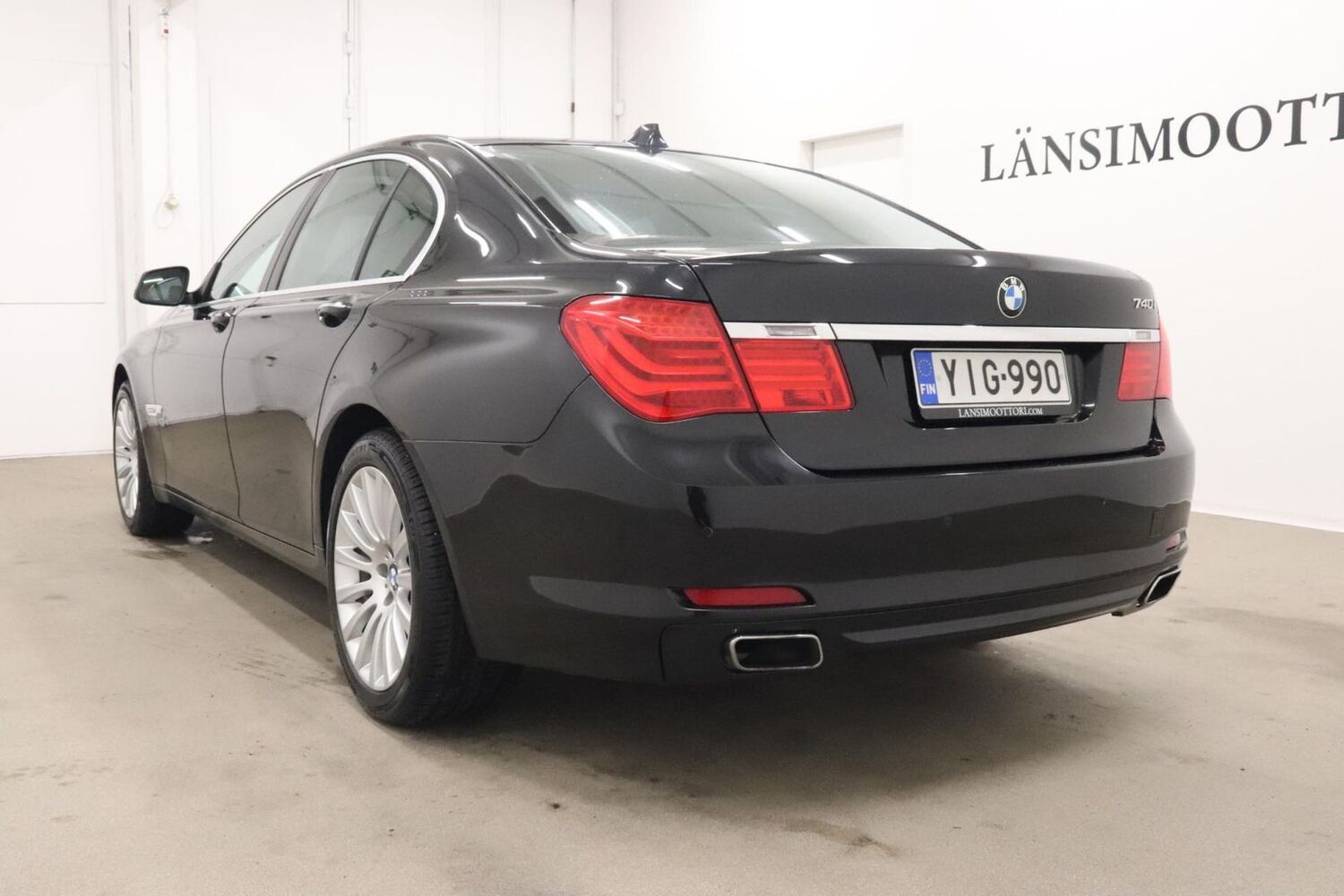 BMW 740 vaihtoauto