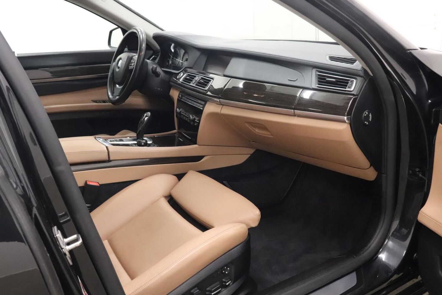 BMW 740 vaihtoauto