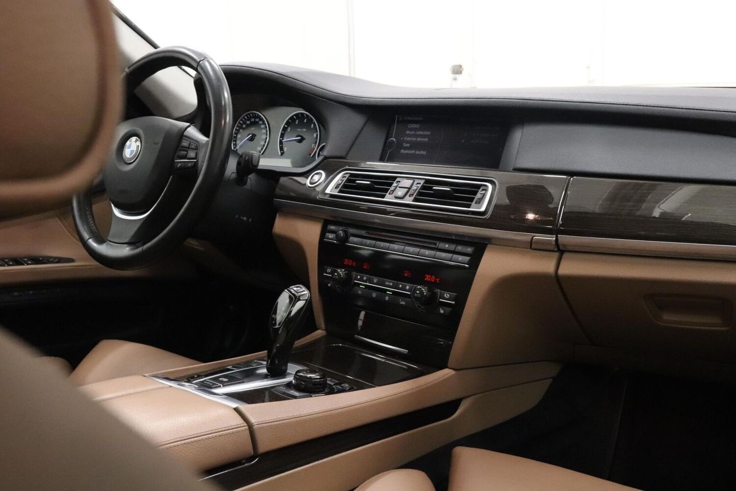 BMW 740 vaihtoauto