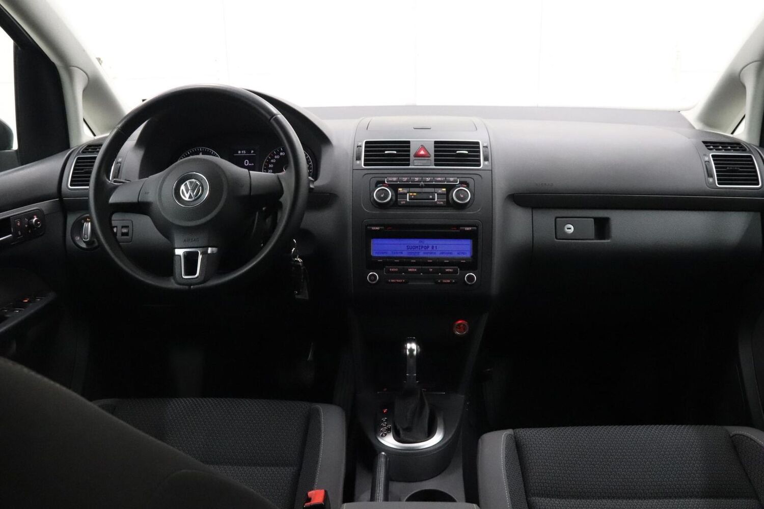 Volkswagen Touran vaihtoauto