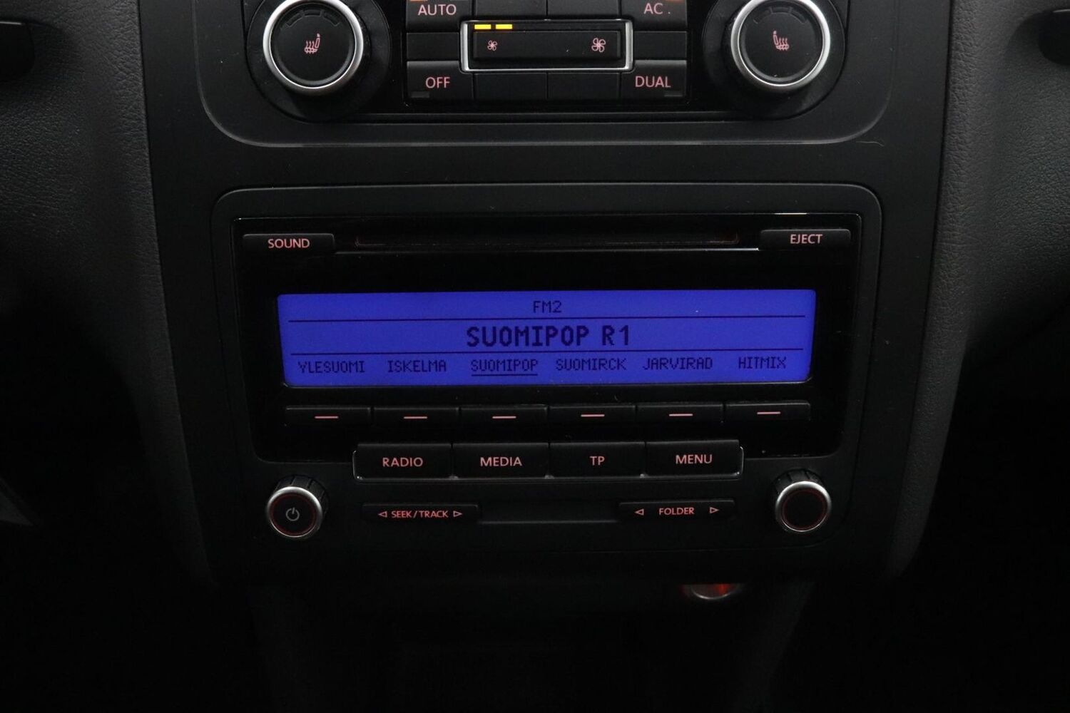 Volkswagen Touran vaihtoauto