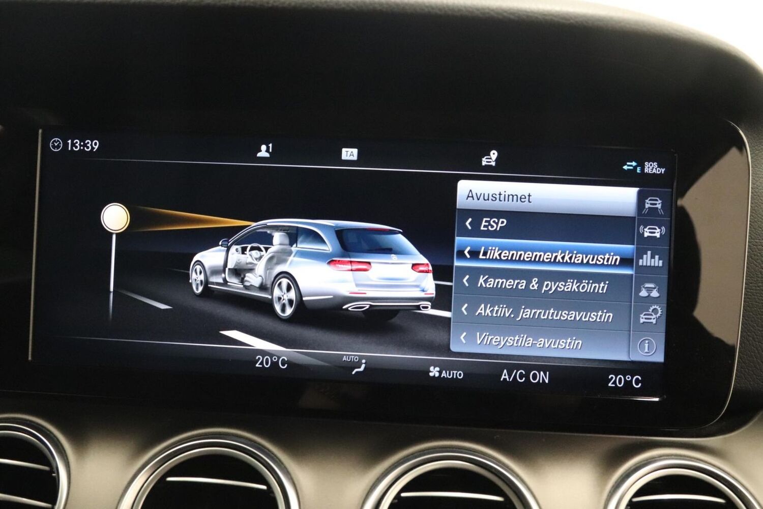 Mercedes-Benz E vaihtoauto