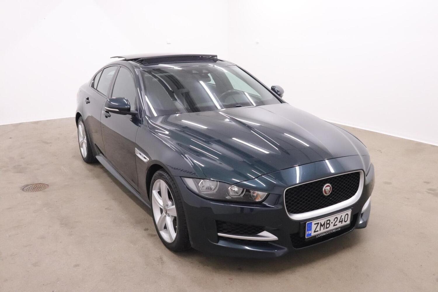 Jaguar XE vaihtoauto