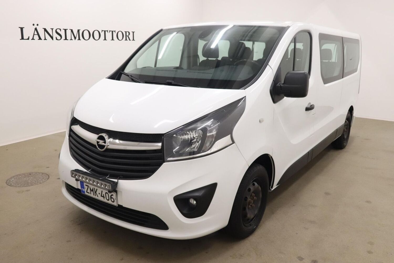 Opel Vivaro vaihtoauto