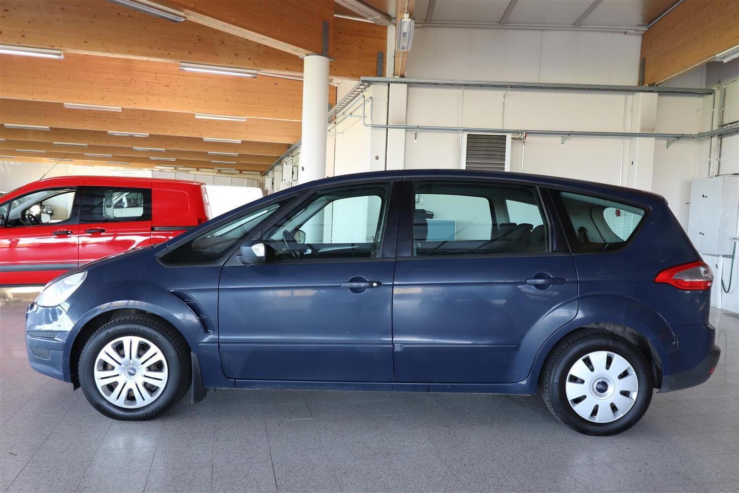 Ford S-MAX vaihtoauto