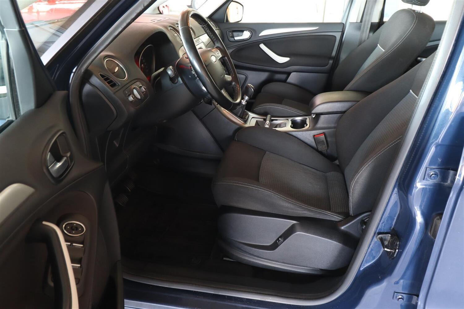 Ford S-MAX vaihtoauto