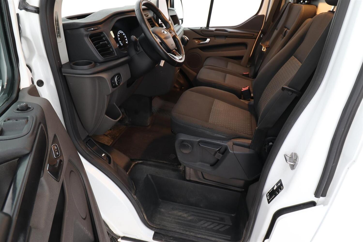 Ford Transit Custom vaihtoauto