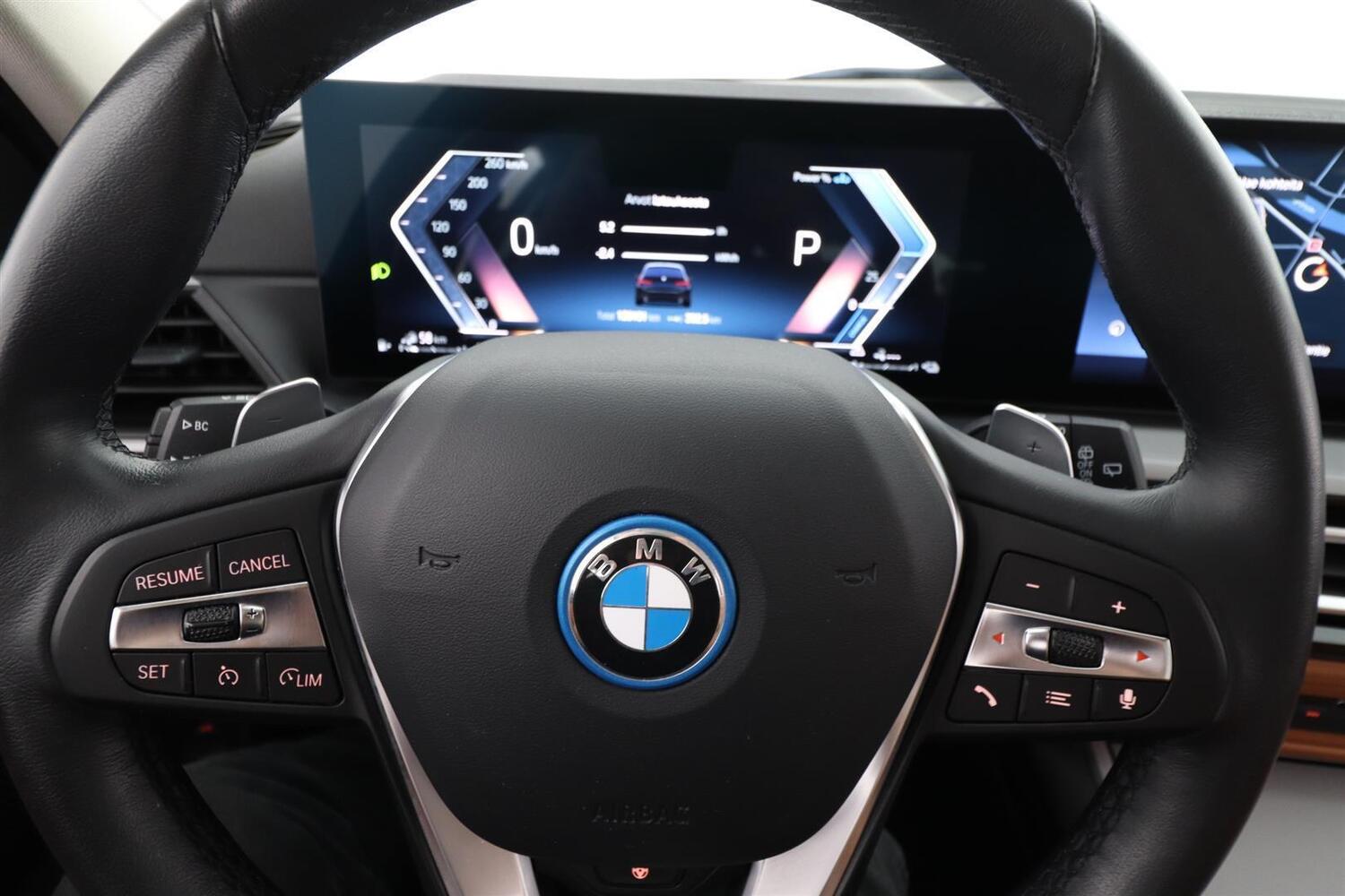 BMW 330 vaihtoauto