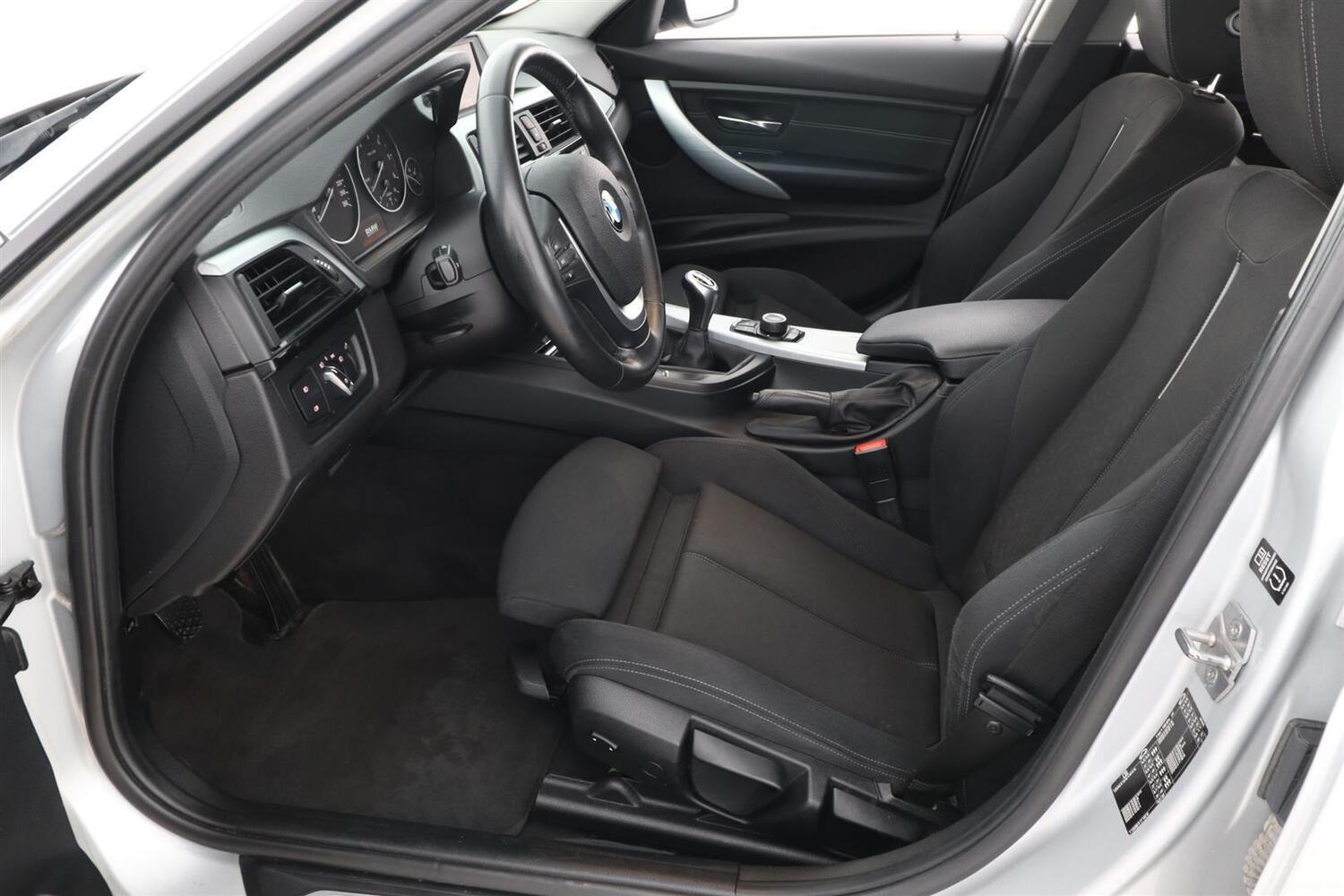 BMW 320 vaihtoauto