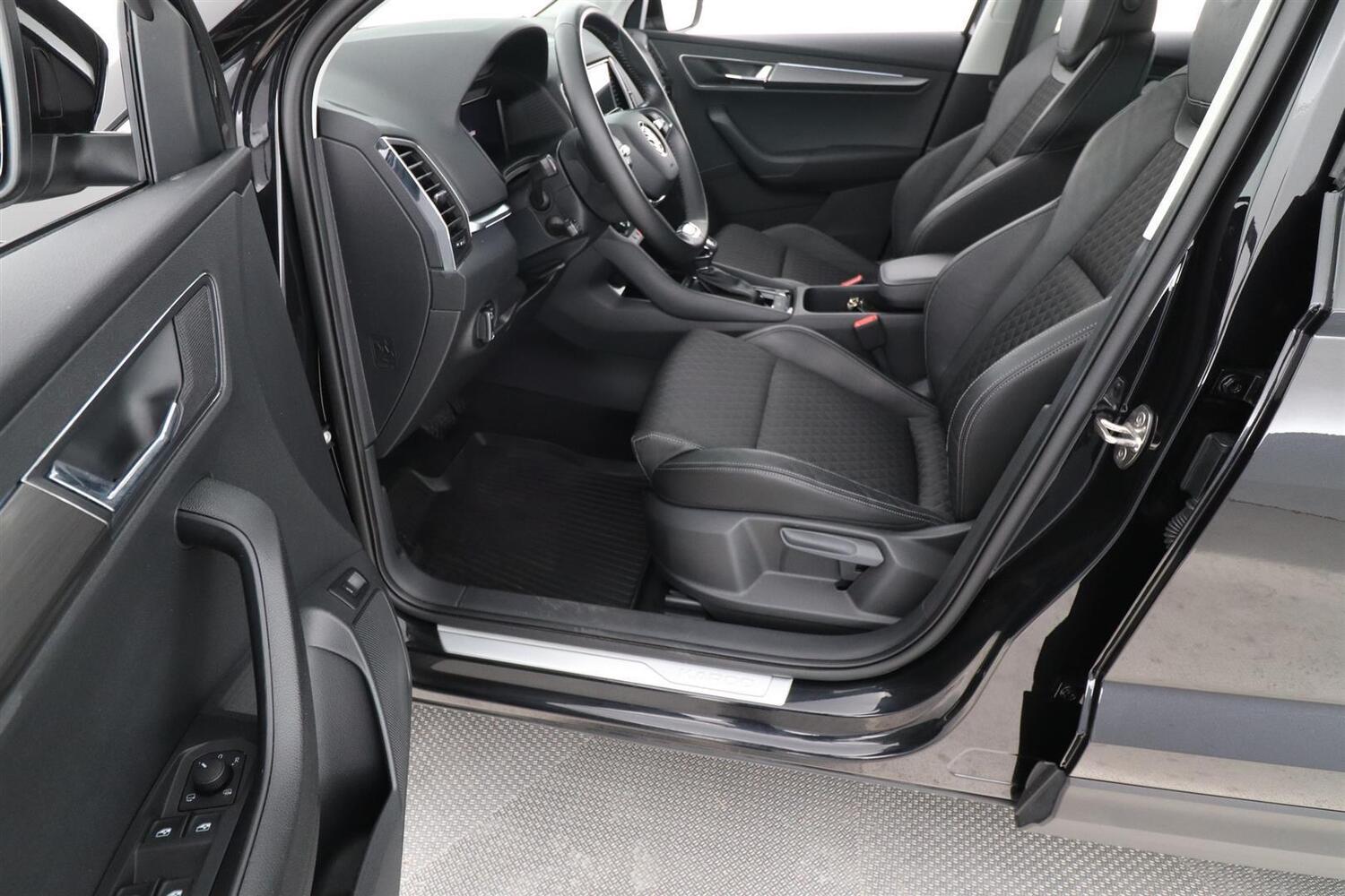 Skoda Karoq vaihtoauto