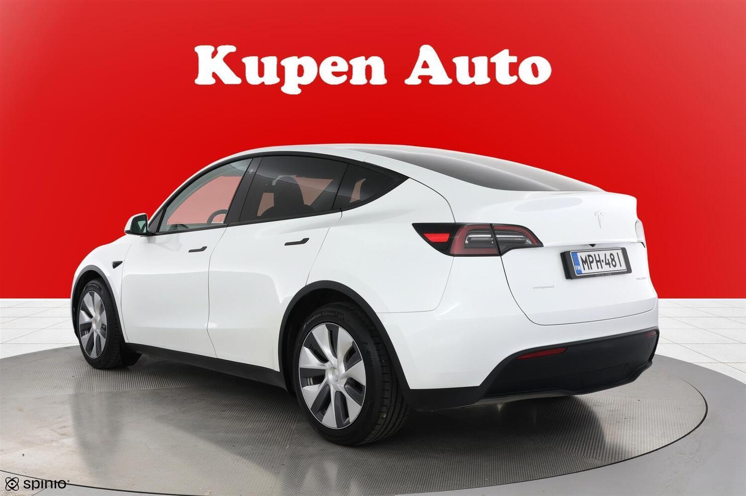 Tesla Model Y vaihtoauto