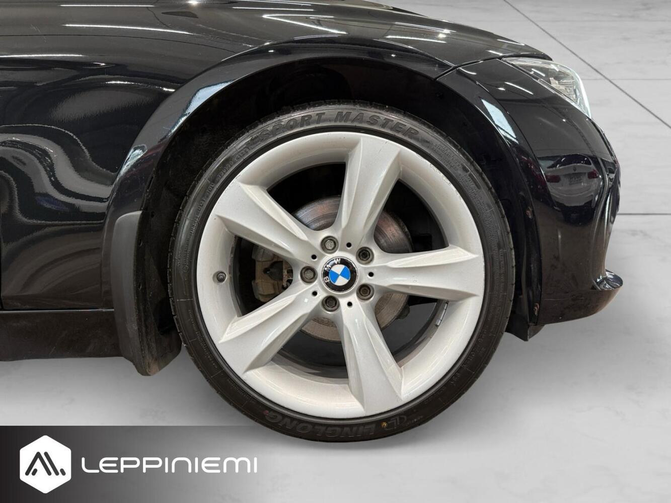 BMW 320 vaihtoauto