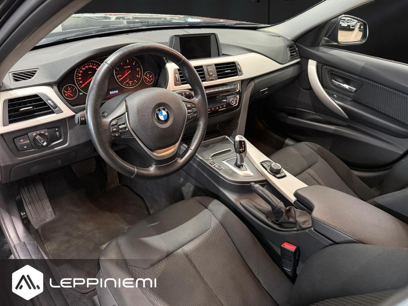 BMW 320 vaihtoauto