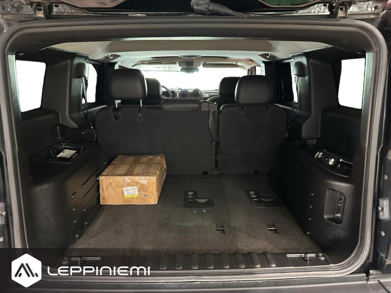 Hummer H2 vaihtoauto