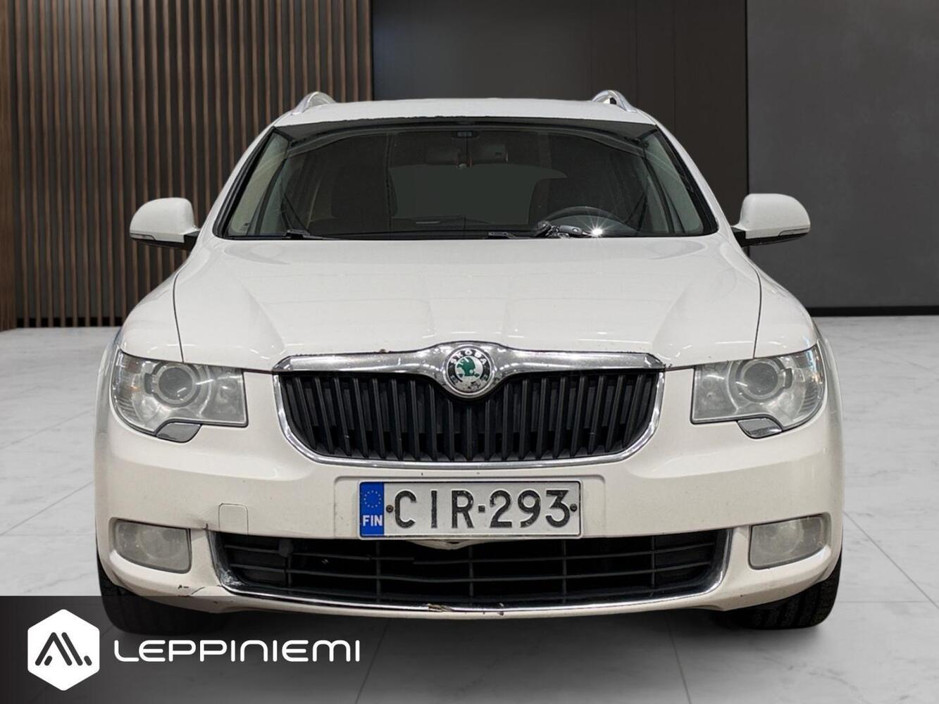 Skoda Superb vaihtoauto