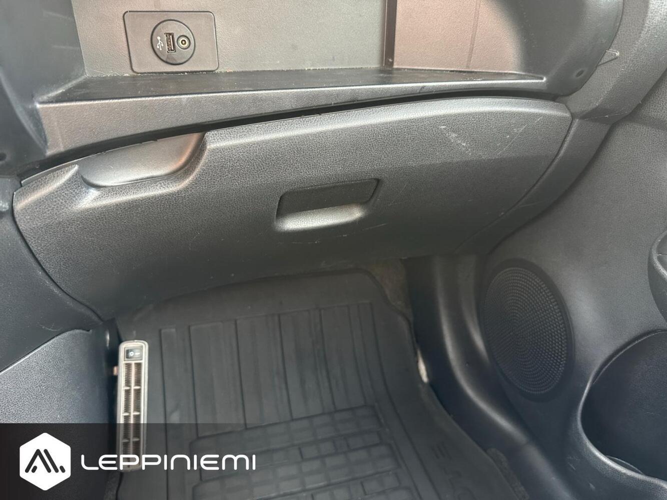 Nissan NOTE vaihtoauto