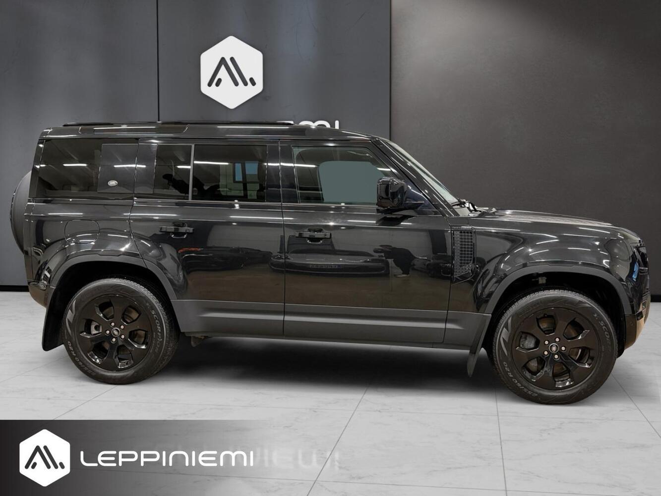 Land Rover Defender vaihtoauto