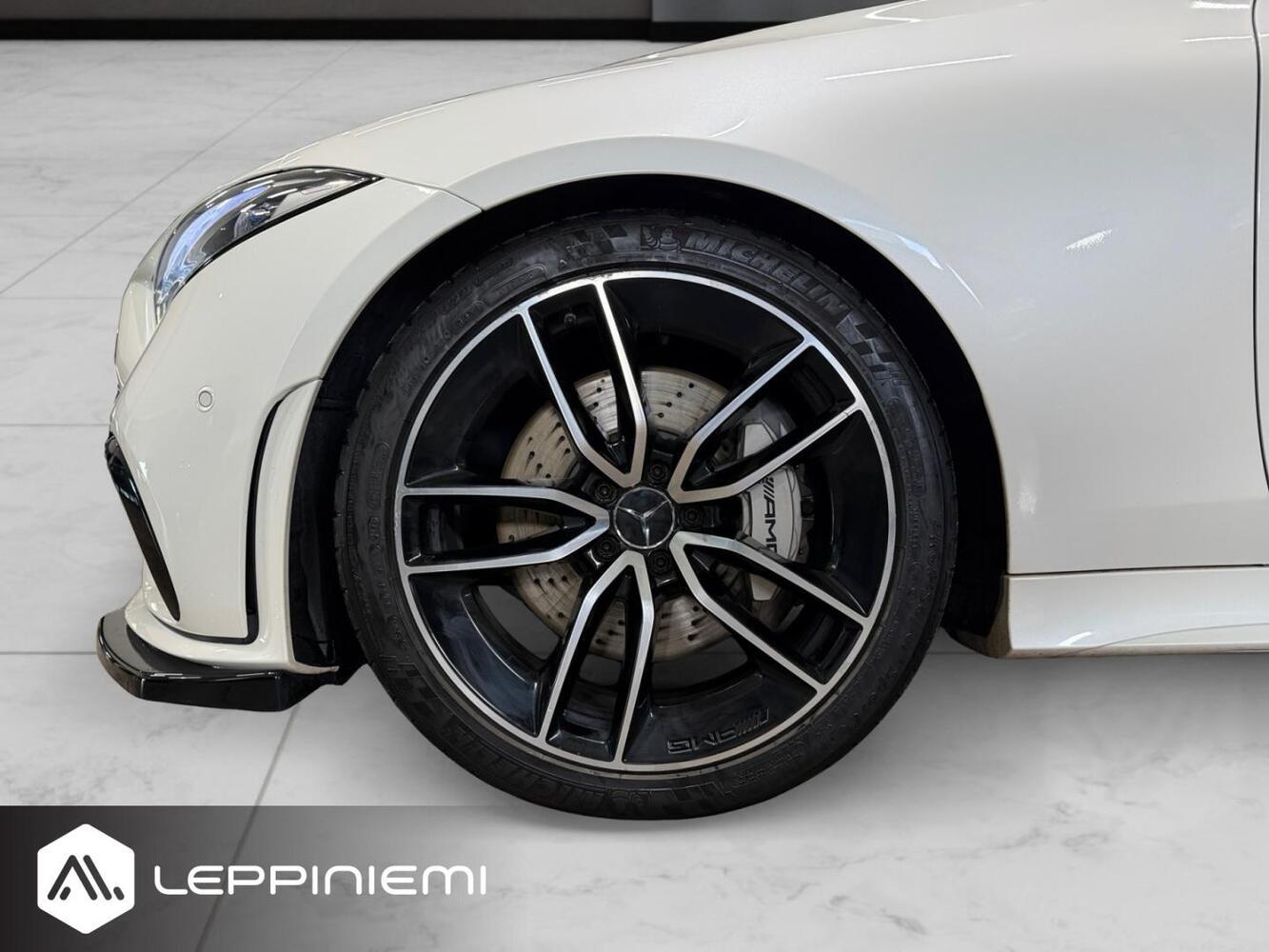 Mercedes-Benz CLS vaihtoauto
