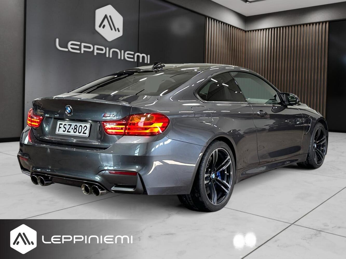 BMW M4 vaihtoauto