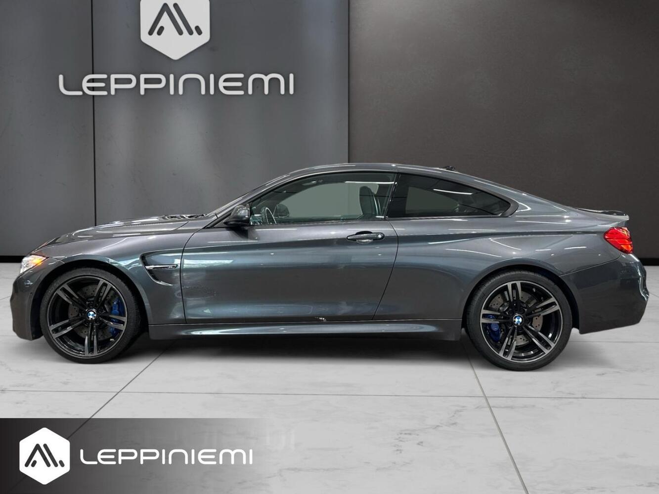 BMW M4 vaihtoauto