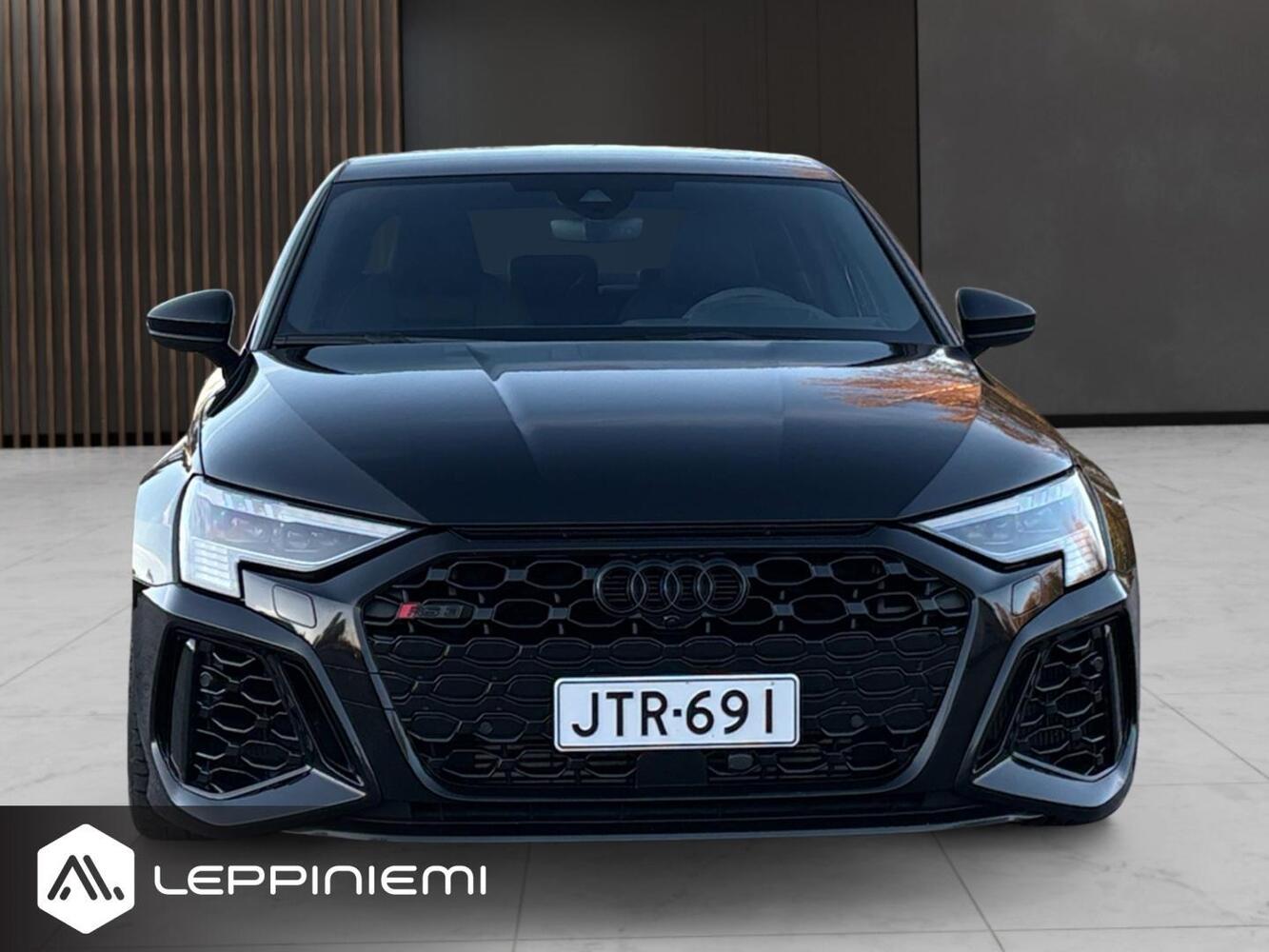 Audi RS3 vaihtoauto