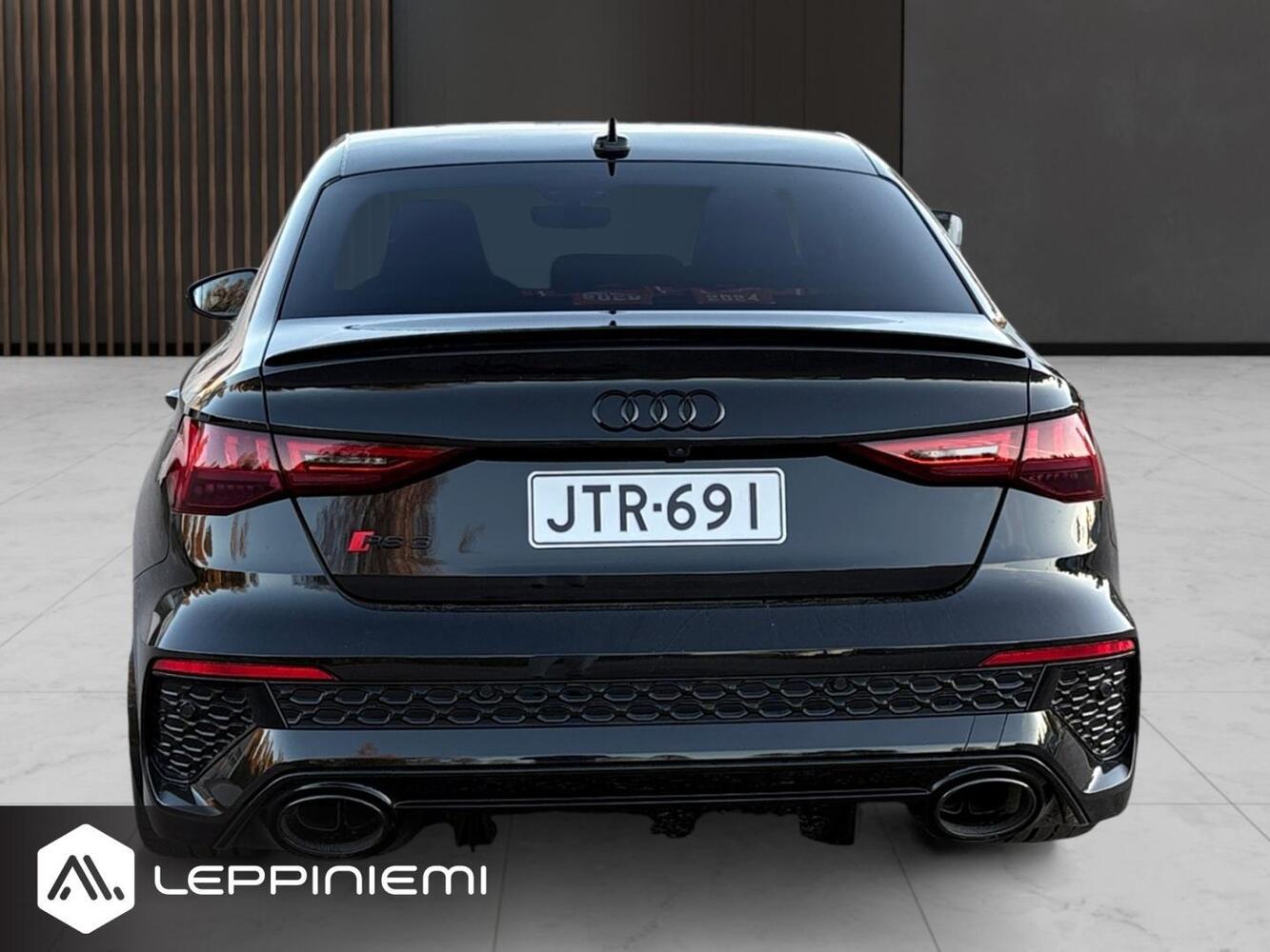 Audi RS3 vaihtoauto