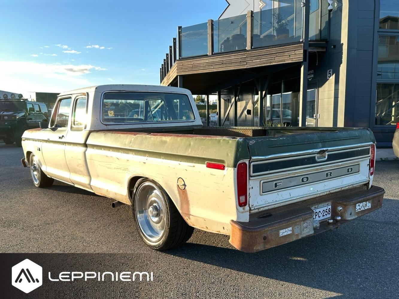 Ford F150 vaihtoauto