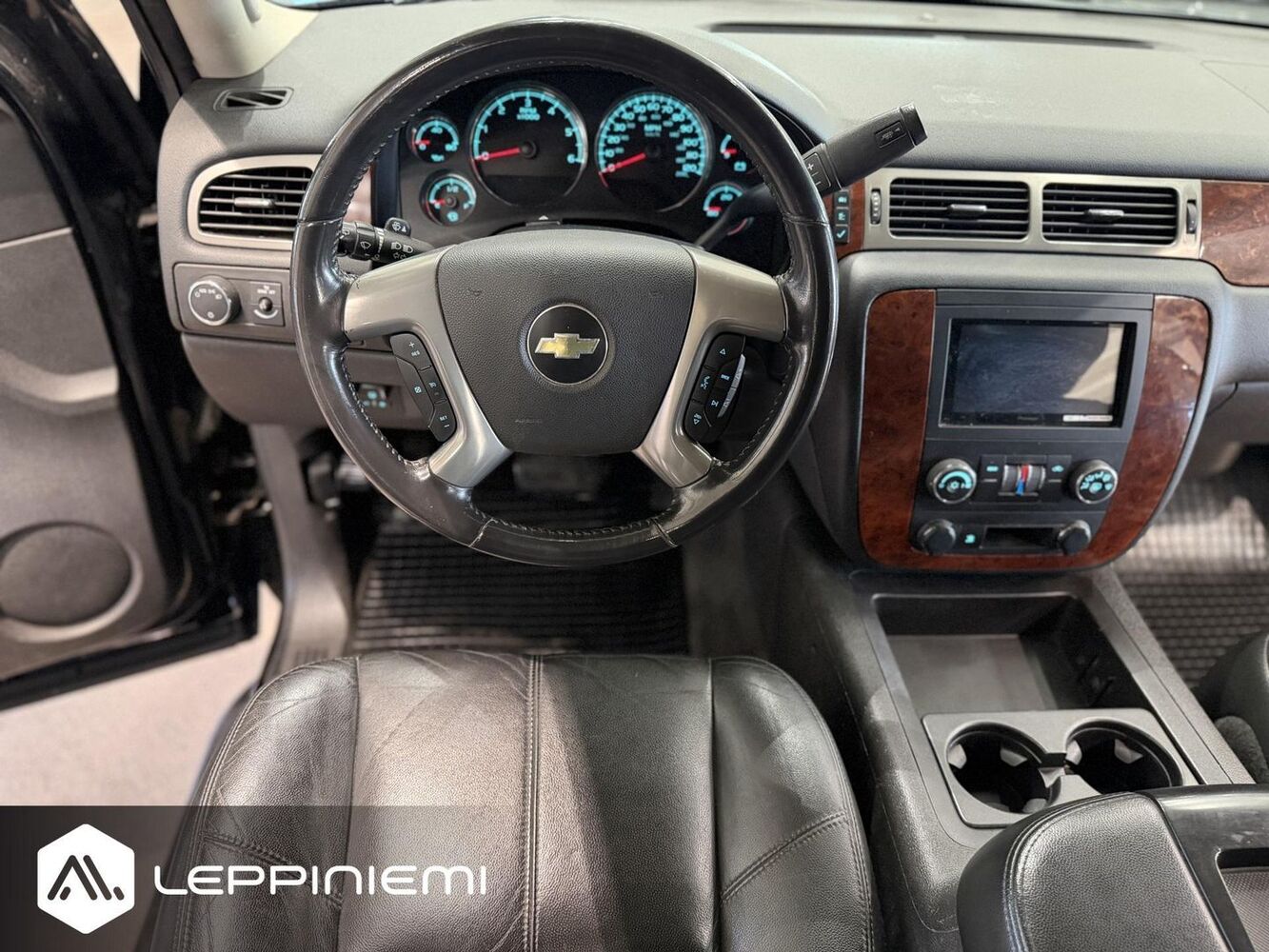 Chevrolet Suburban vaihtoauto