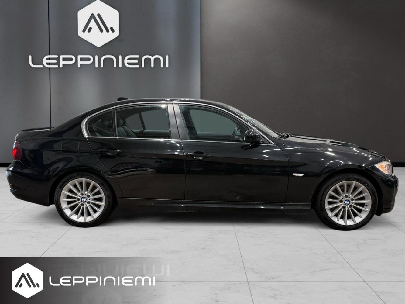 BMW 330 vaihtoauto