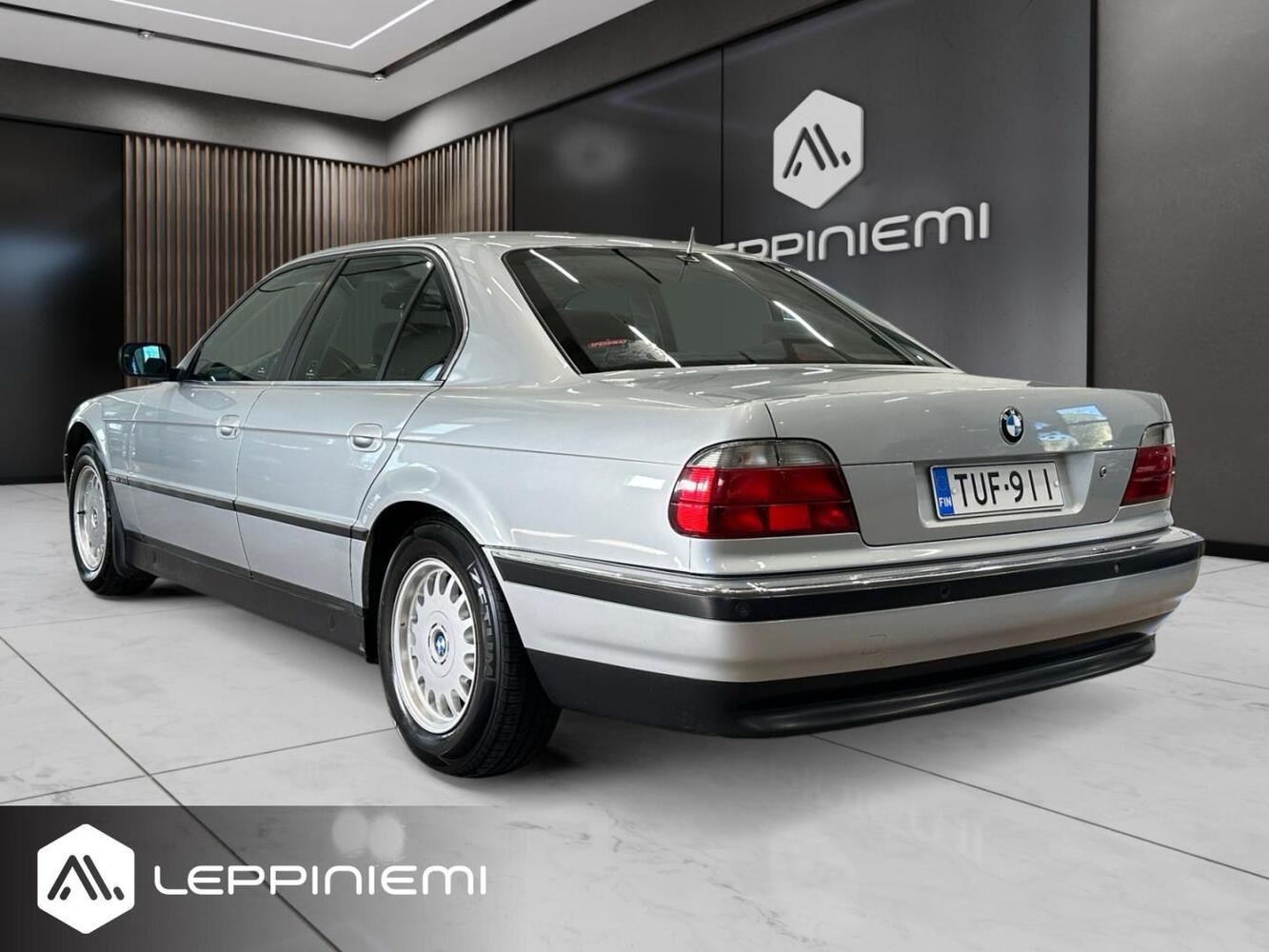 BMW 735 vaihtoauto