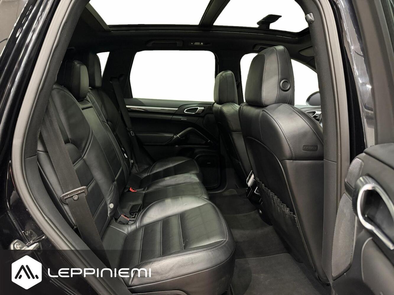Porsche Cayenne vaihtoauto