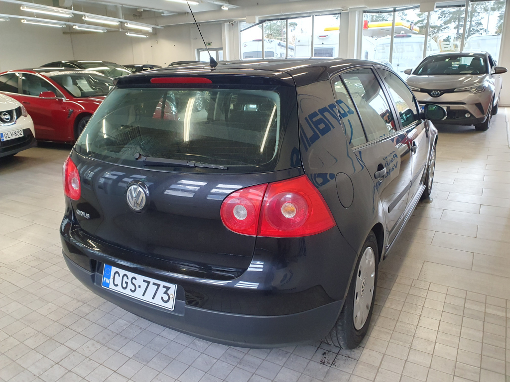 Volkswagen Golf vaihtoauto
