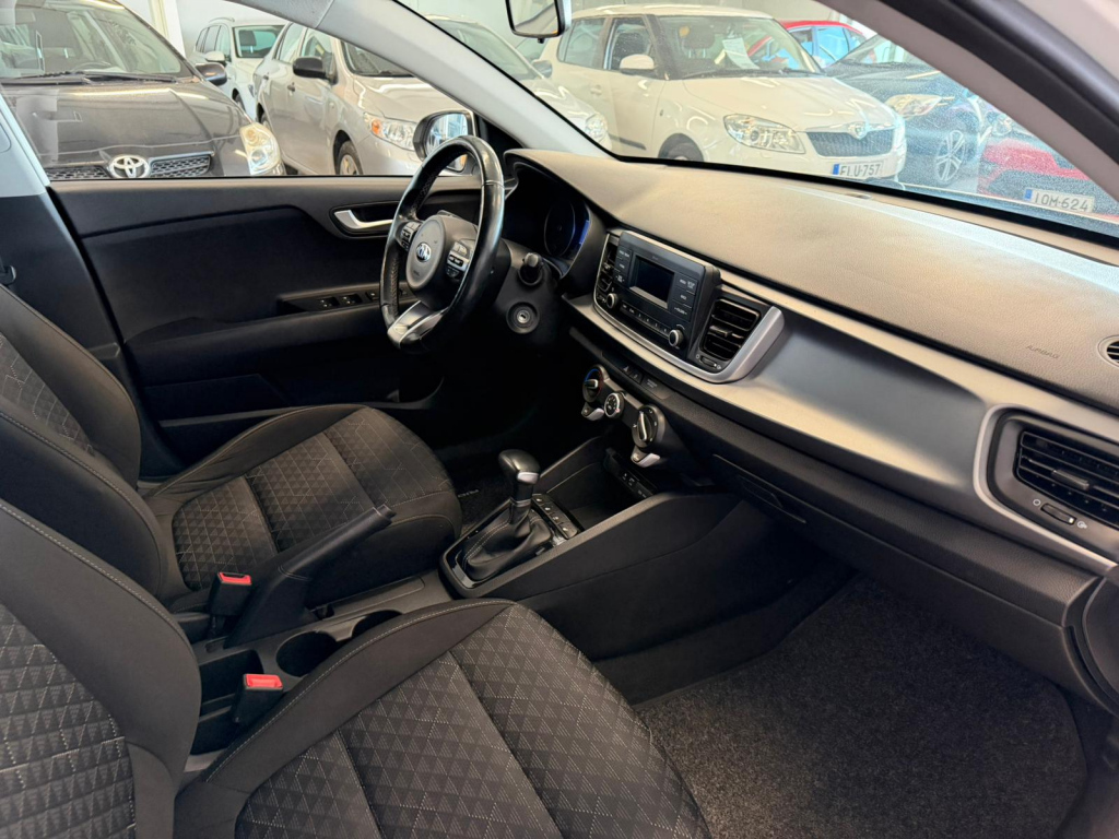 Kia Rio vaihtoauto