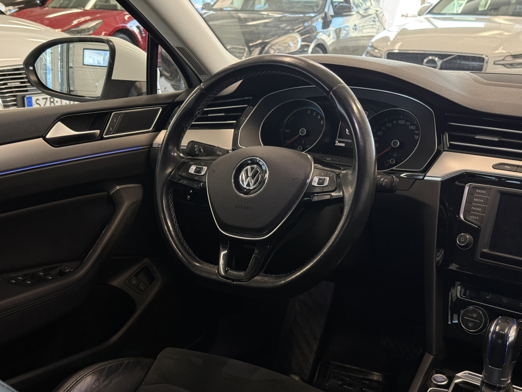 Volkswagen Passat vaihtoauto