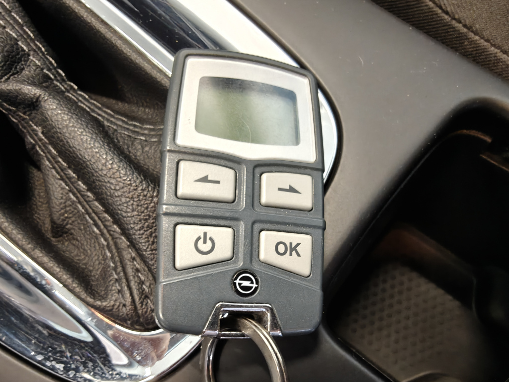 Opel Insignia vaihtoauto