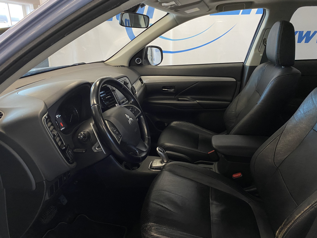 Mitsubishi Outlander vaihtoauto