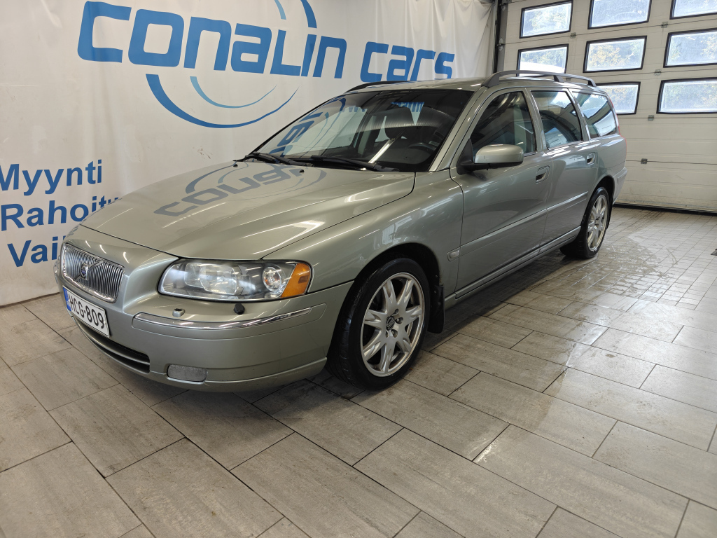 Volvo V70 vaihtoauto