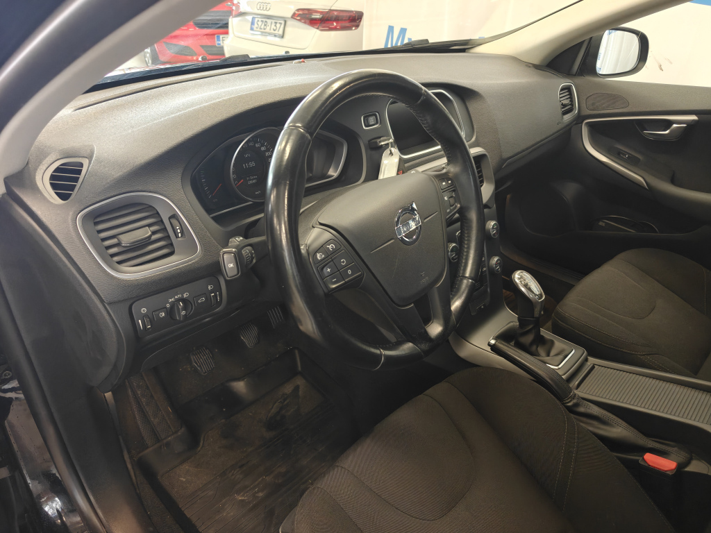 Volvo V40 vaihtoauto