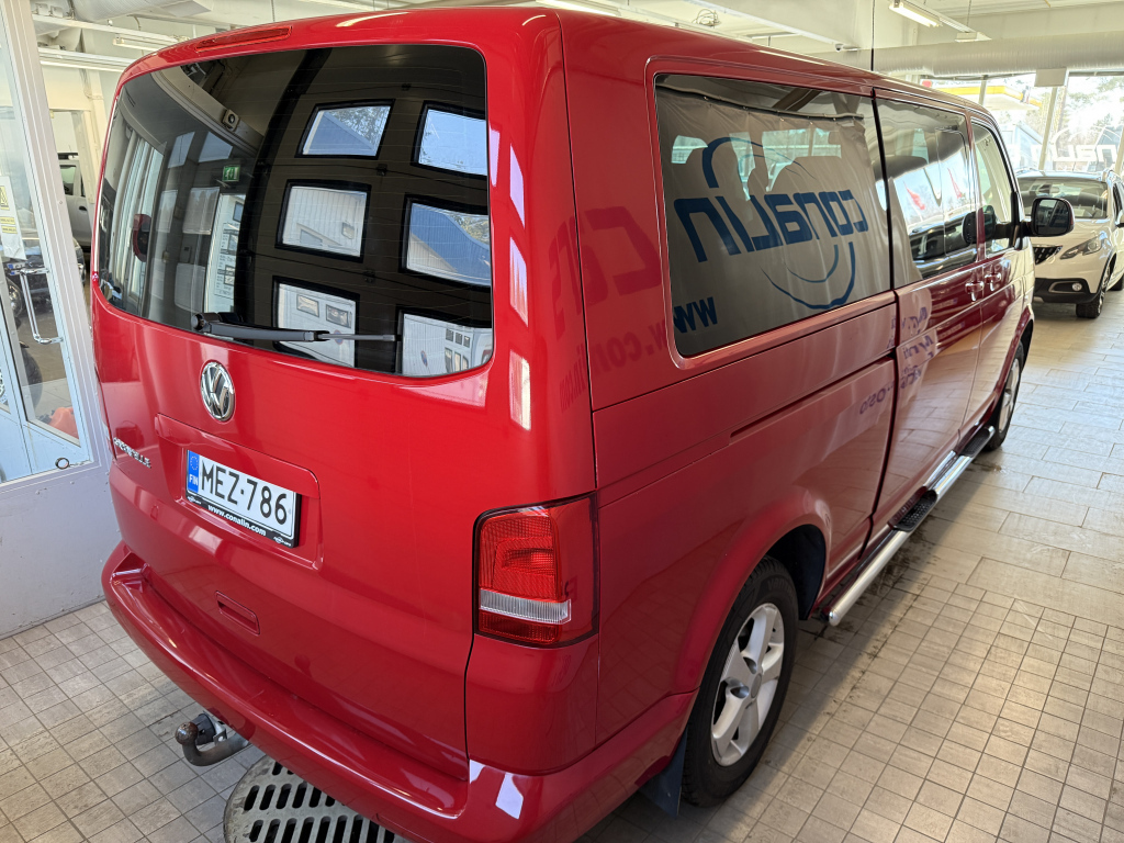 Volkswagen Caravelle vaihtoauto