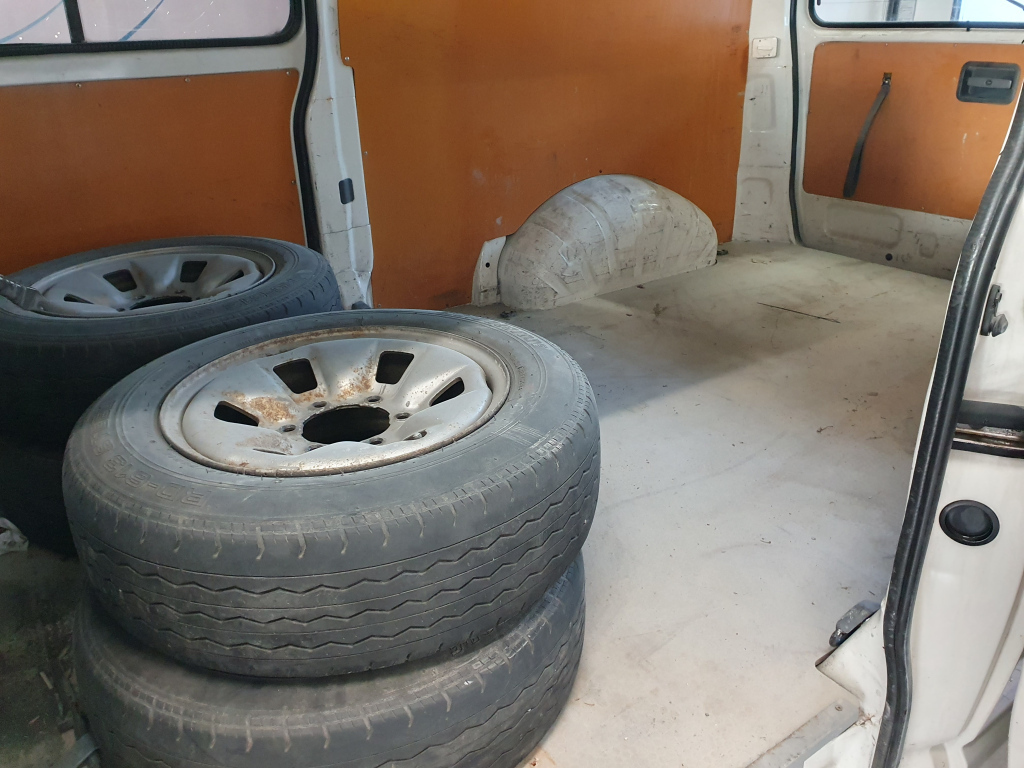 Toyota Hiace vaihtoauto
