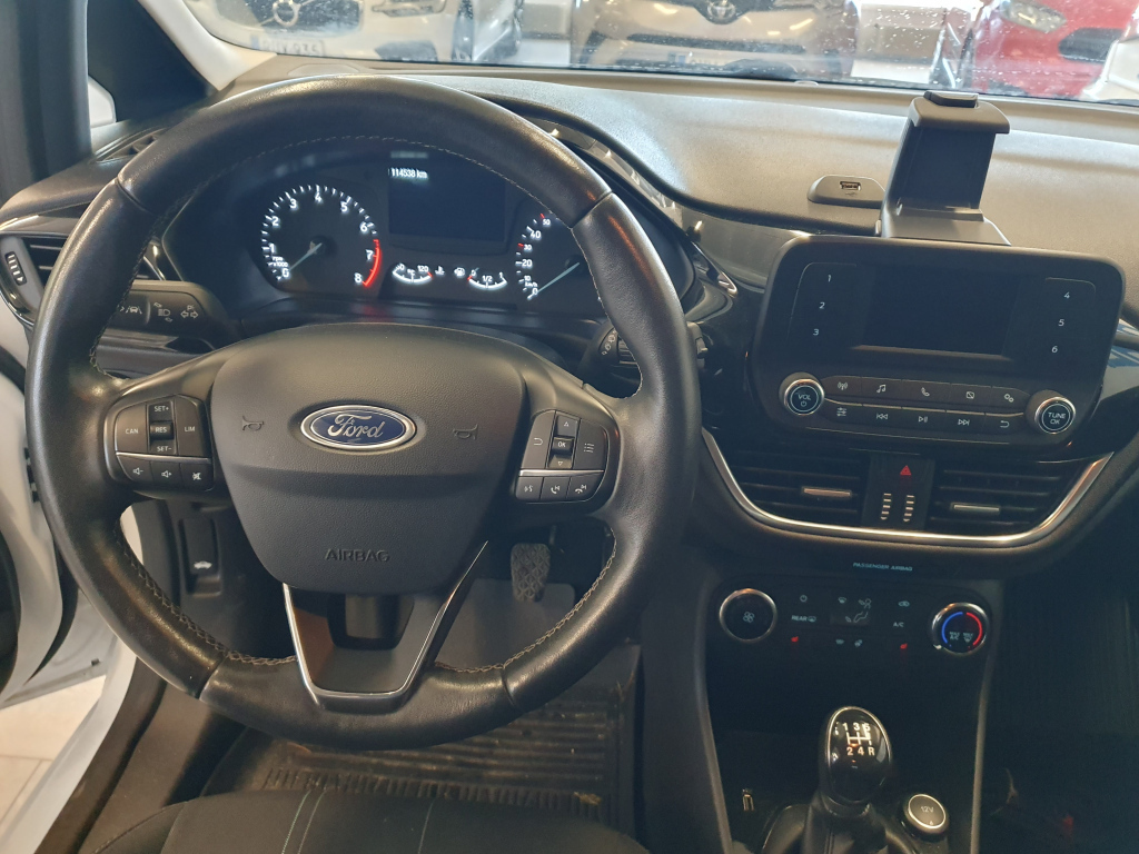 Ford Fiesta vaihtoauto